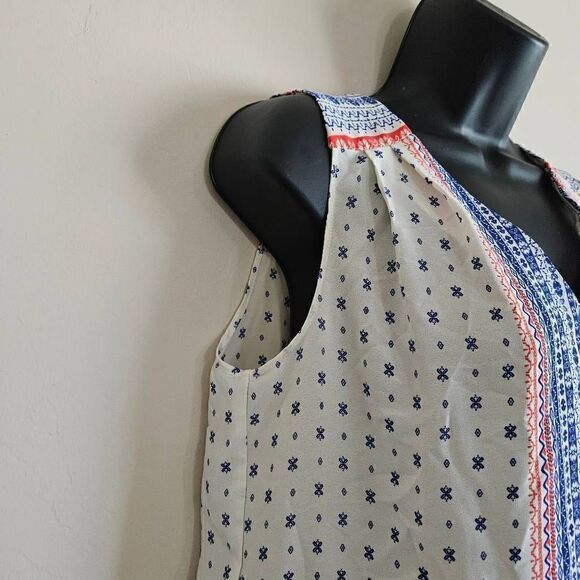 W5 Geometric Career Top - Picture 3 of 6